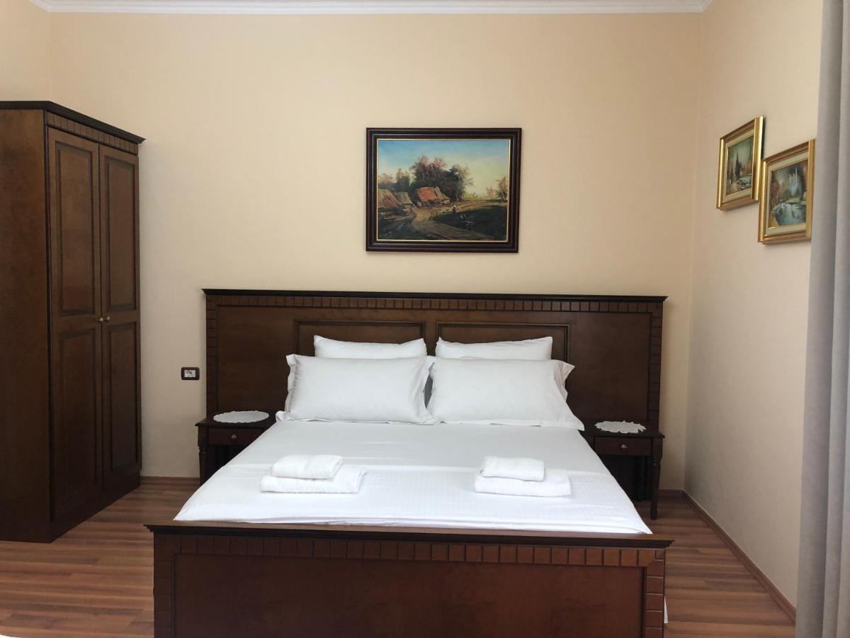 Villa Garden Berat Exterior foto